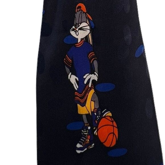 Looney Tunes basketball  Silk Tie, Bugs Bunny, Taz, Tweety, daffy - Picture 2 of 16